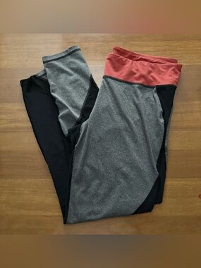 Aeropostale Live Love Dream Color Blocked Leggings